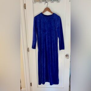 Nordstrom Purple Velour Maxi Lounge Dress Long Sleeve Crew Neck Size Small